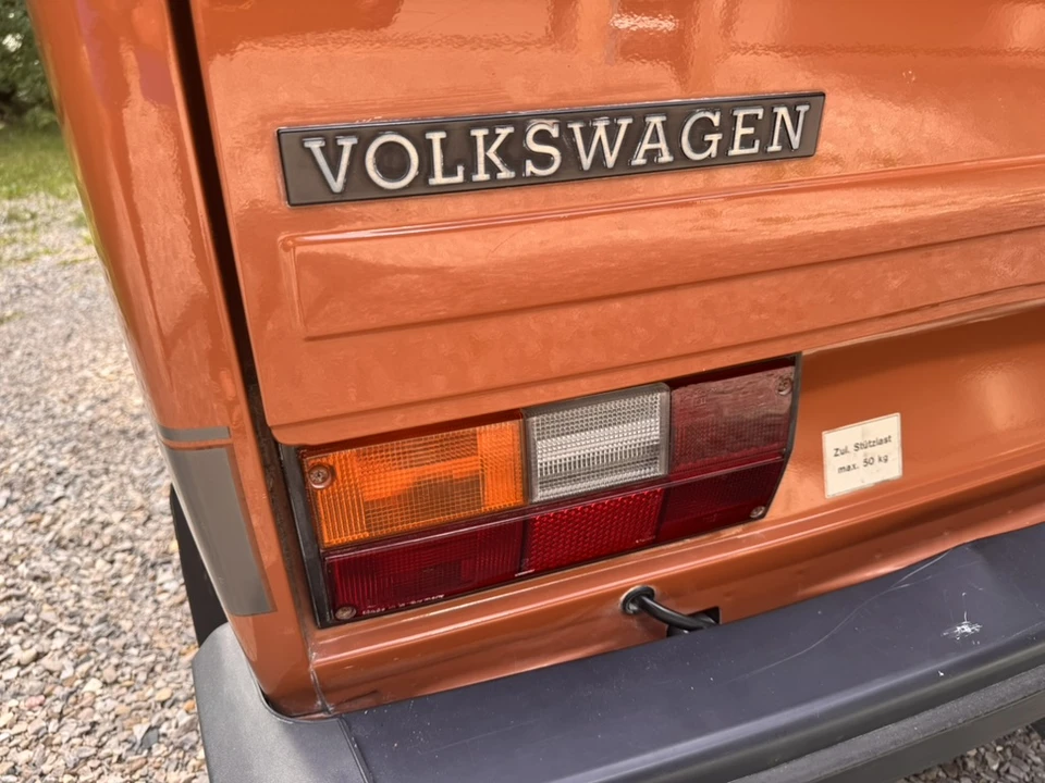 1982 Volkswagen Vanagon - Image 19 of 31