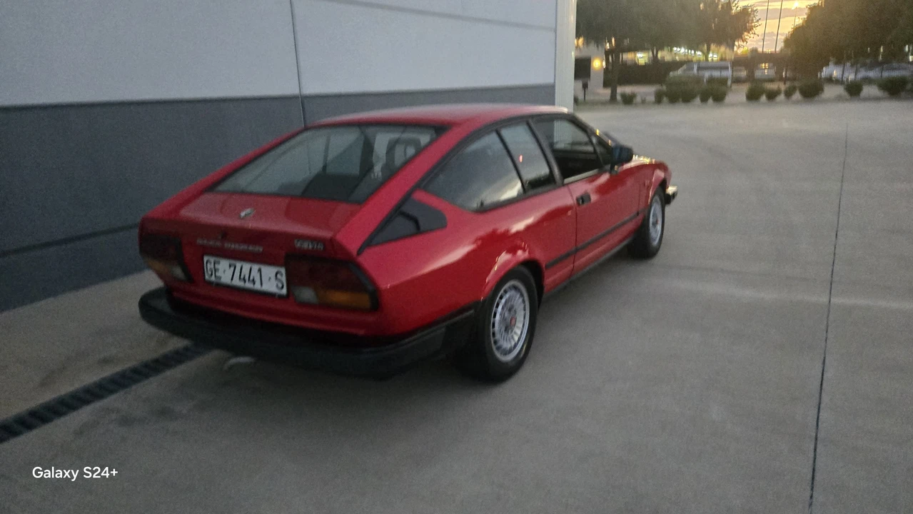 1983 Alfa Romeo Alfetta GT - Image 14 of 31