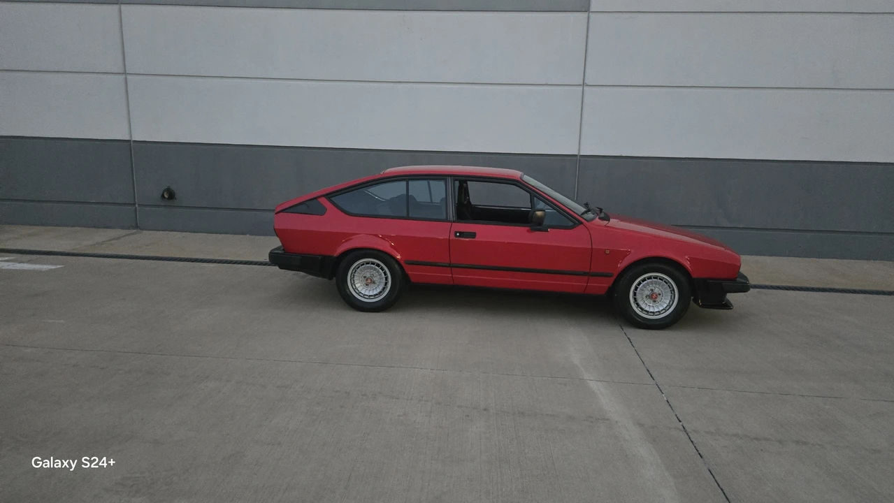 1983 Alfa Romeo Alfetta GT - Image 19 of 31