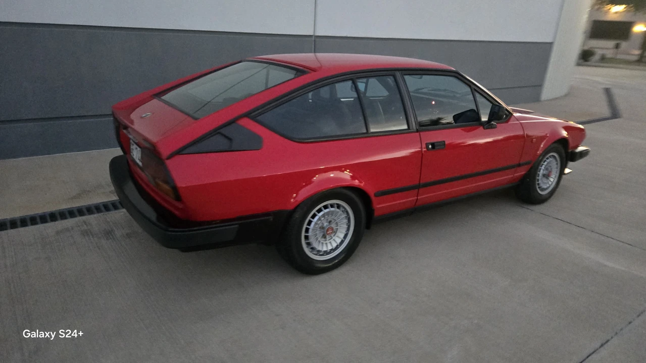 1983 Alfa Romeo Alfetta GT - Image 16 of 31