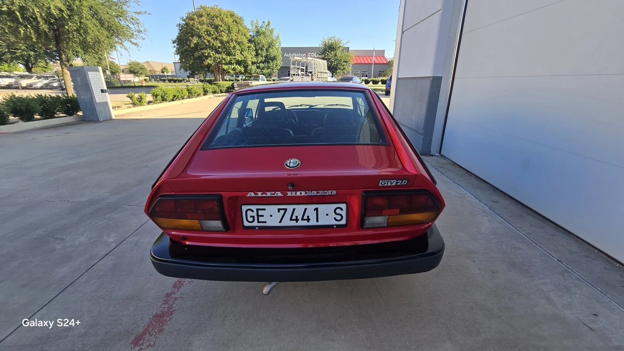 1983 Alfa Romeo Alfetta GT - Image 11 of 31