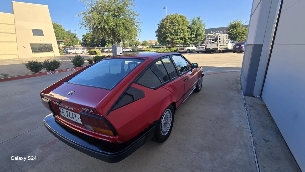 1983 Alfa Romeo Alfetta GT - Image 12 of 31