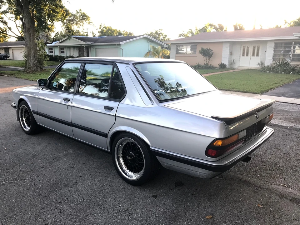 1983 BMW E28 5 Series - Image 11 of 31