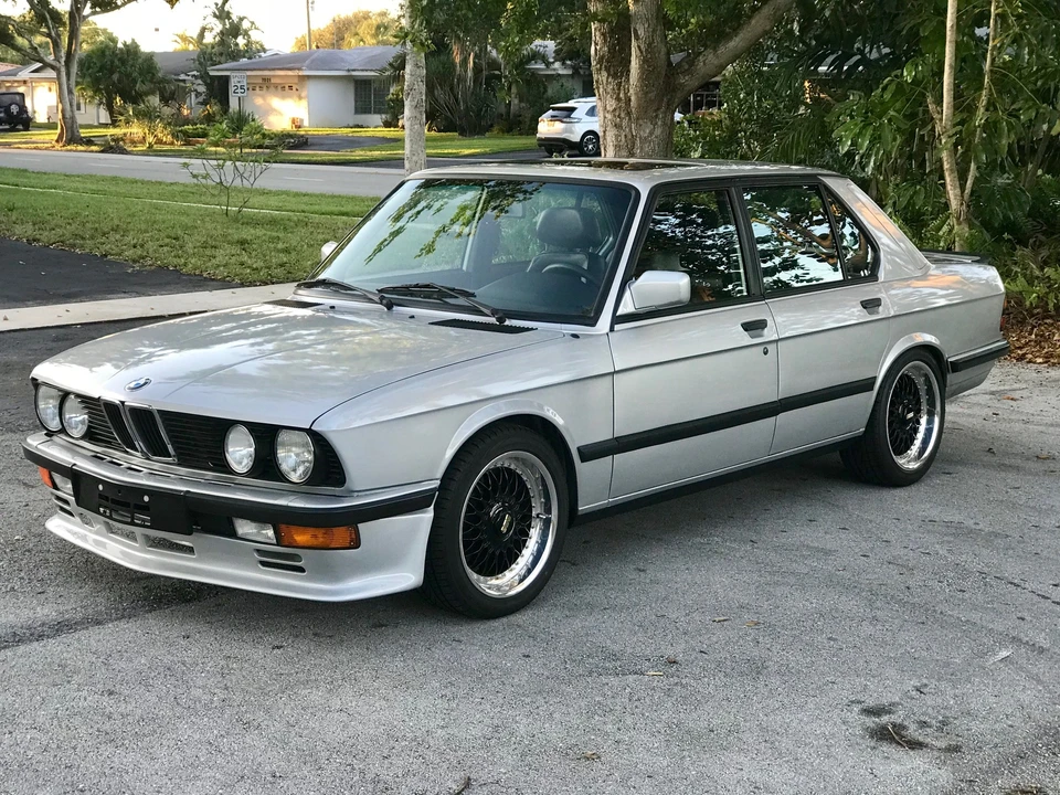 1983 BMW E28 5 Series - Image 13 of 31