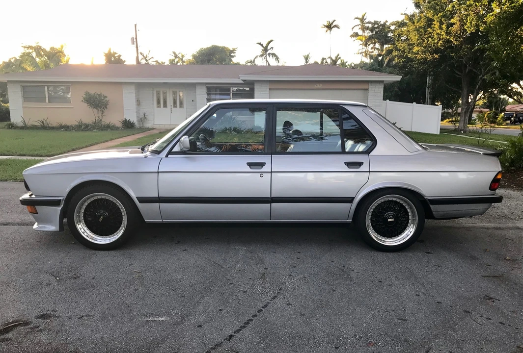 1983 BMW E28 5 Series - Image 12 of 31