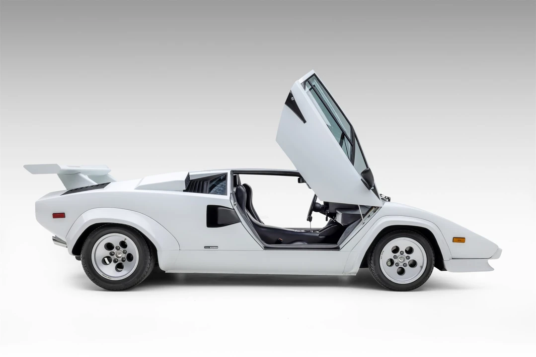 1983 Lamborghini Countach LP500 S - Image 22 of 31