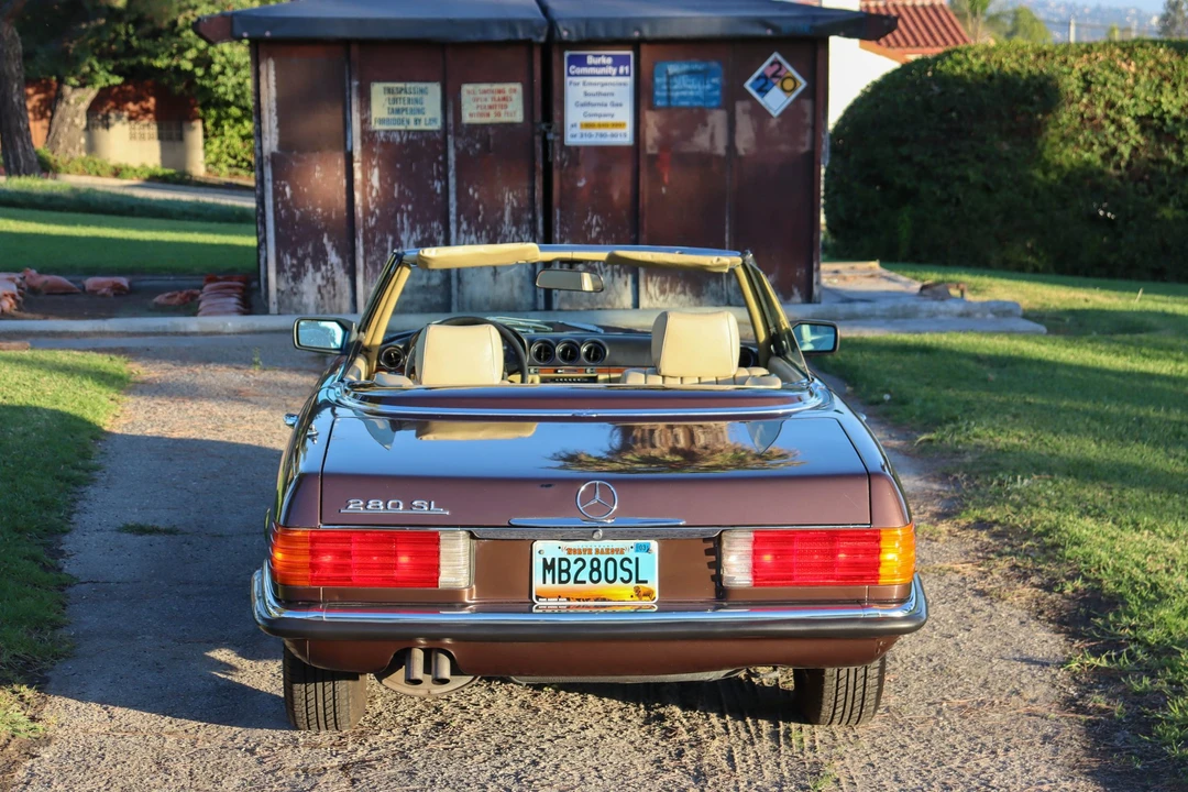 1983 Mercedes-Benz R107 SL-Class - Image 25 of 31