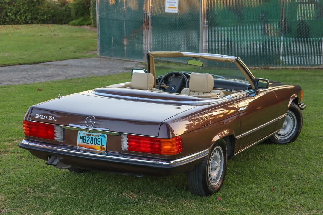 1983 Mercedes-Benz R107 SL-Class - Image 24 of 31
