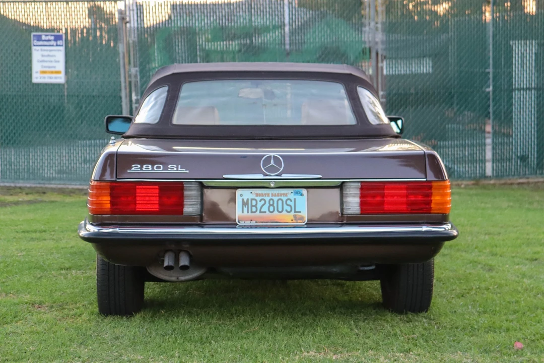 1983 Mercedes-Benz R107 SL-Class - Image 14 of 31