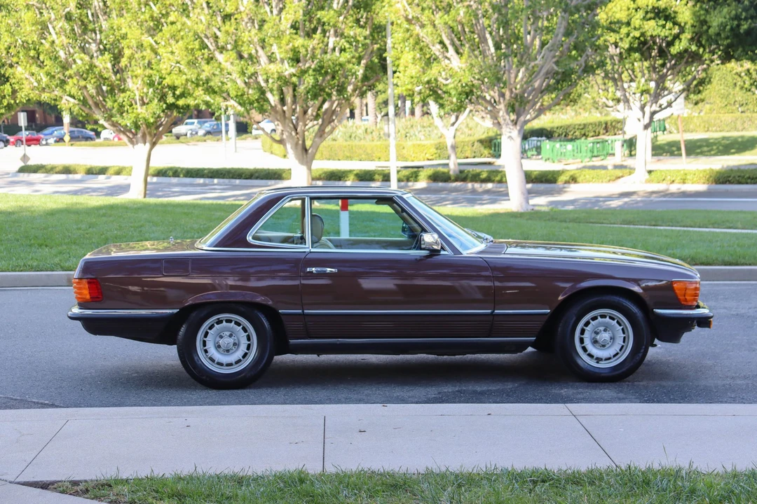 1983 Mercedes-Benz R107 SL-Class - Image 11 of 31