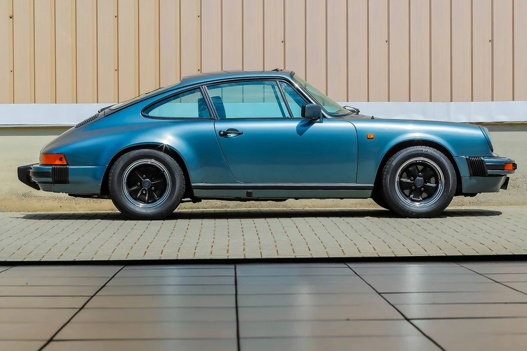 1983 Porsche 911 Carrera SC - Image 10 of 31