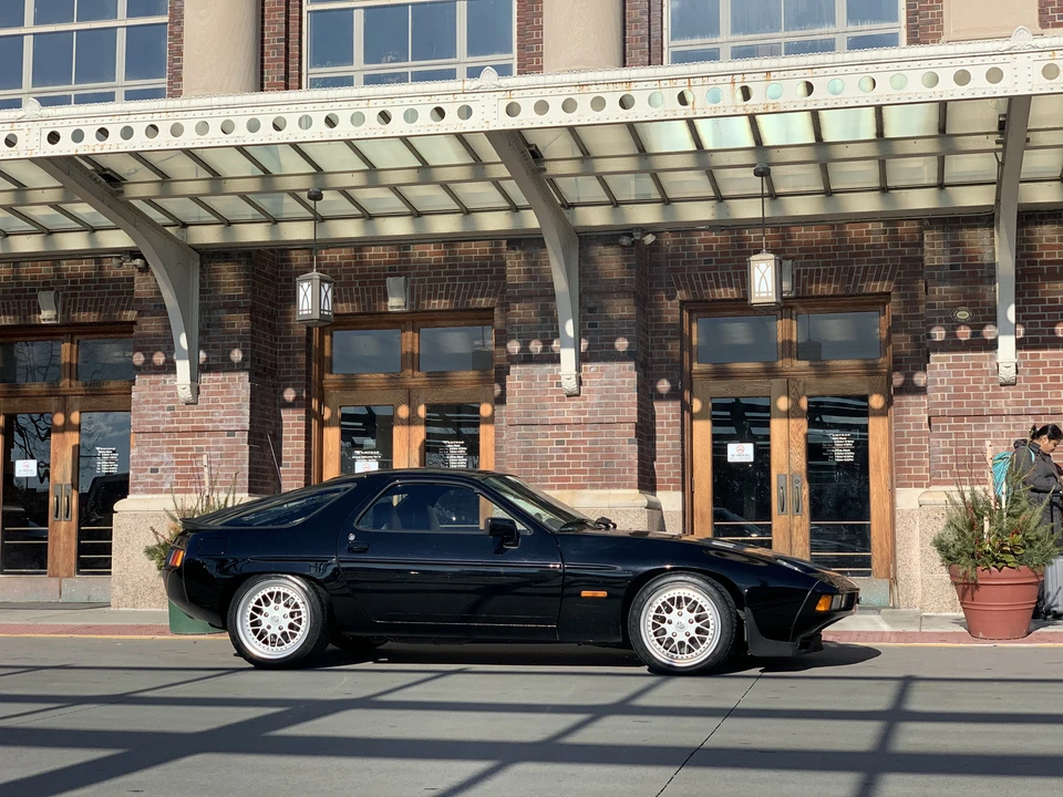 1983 Porsche 928 S - Image 12 of 31