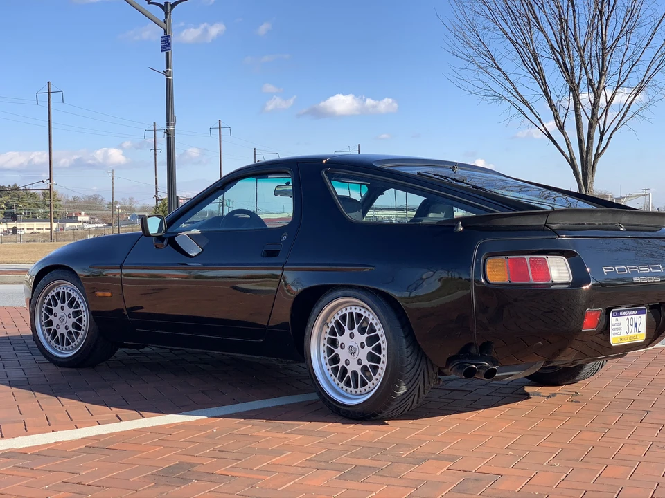 1983 Porsche 928 S - Image 4 of 31