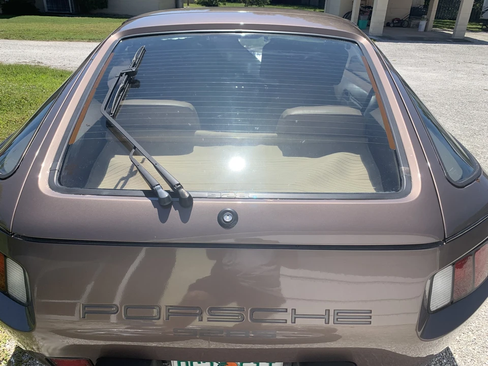 1983 Porsche 928 S - Image 17 of 31