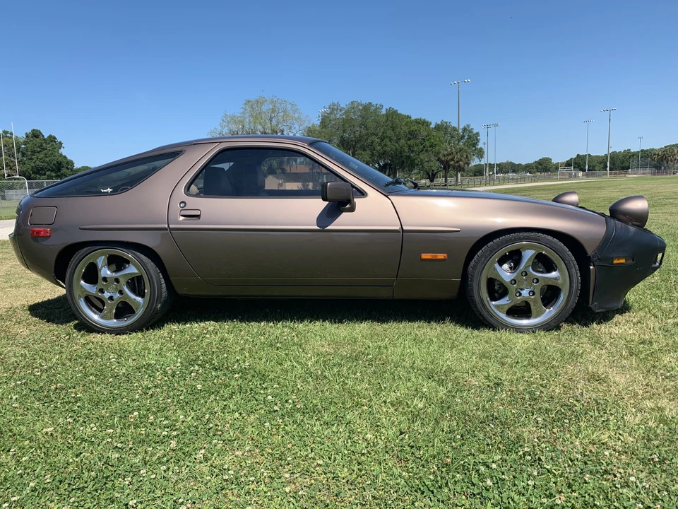 1983 Porsche 928 S - Image 3 of 31