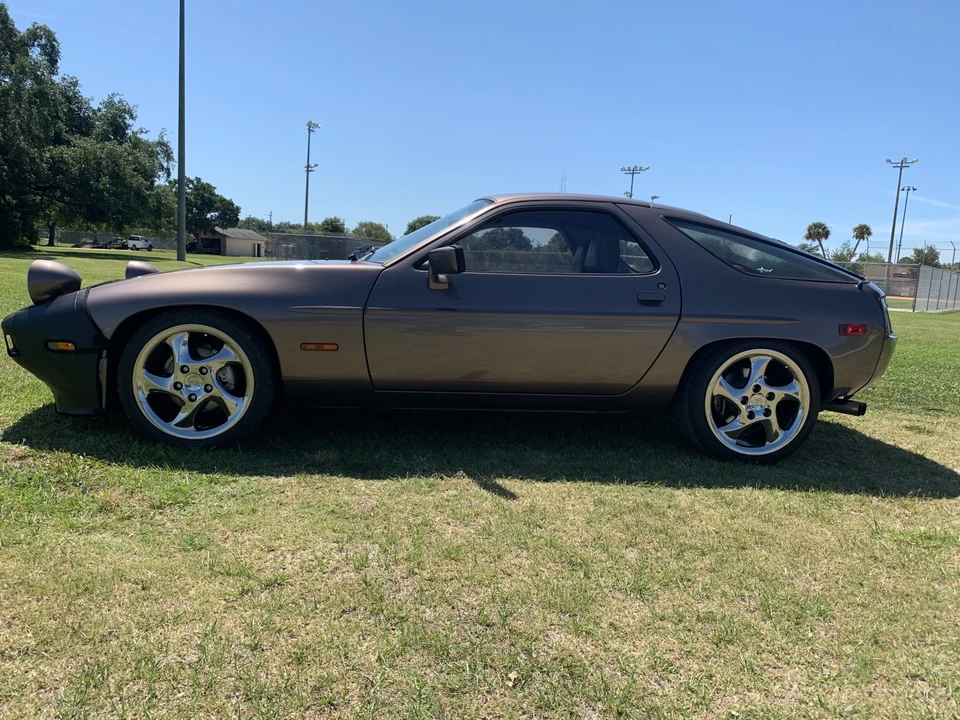 1983 Porsche 928 S - Image 11 of 31