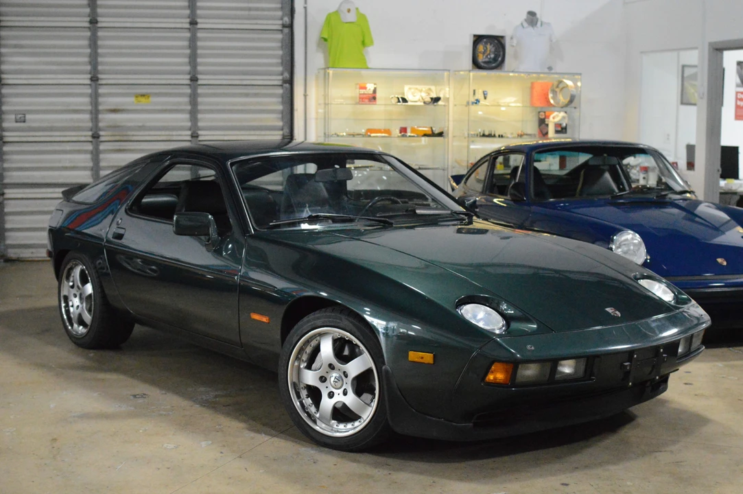 1983 Porsche 928 S - Image 10 of 31