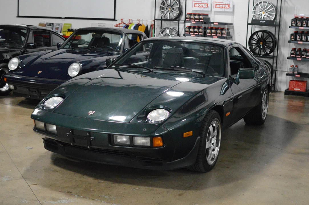 1983 Porsche 928 S - Image 6 of 31