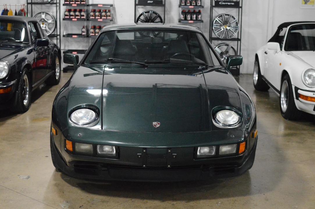 1983 Porsche 928 S - Image 7 of 31