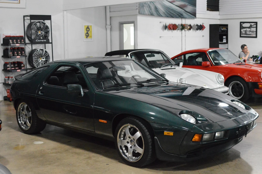 1983 Porsche 928 S - Image 11 of 31