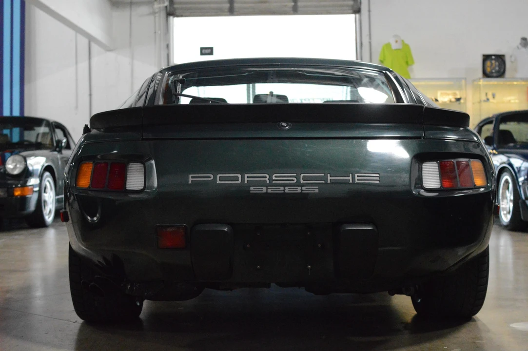 1983 Porsche 928 S - Image 13 of 31