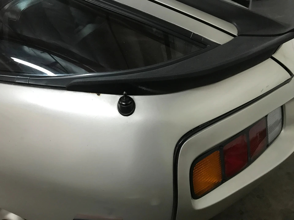1983 Porsche 928 S - Image 18 of 31