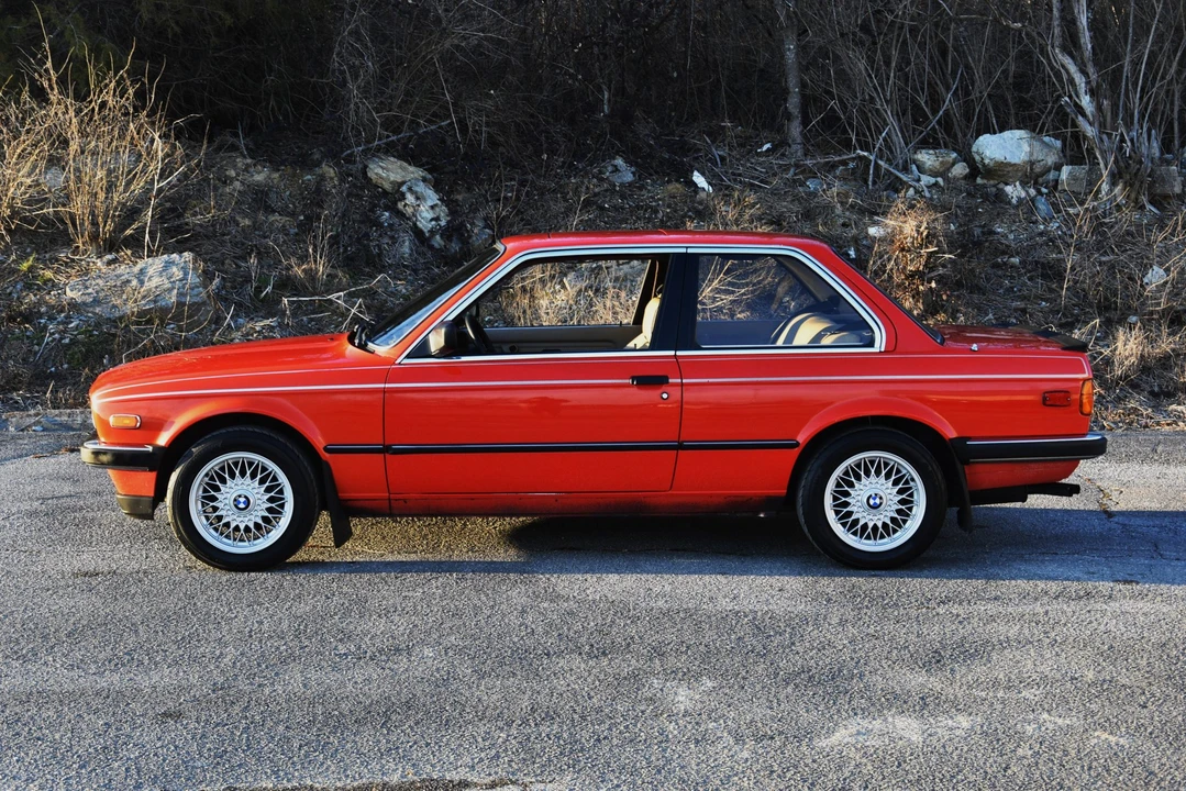 1984 BMW E30 3 Series - Image 17 of 31