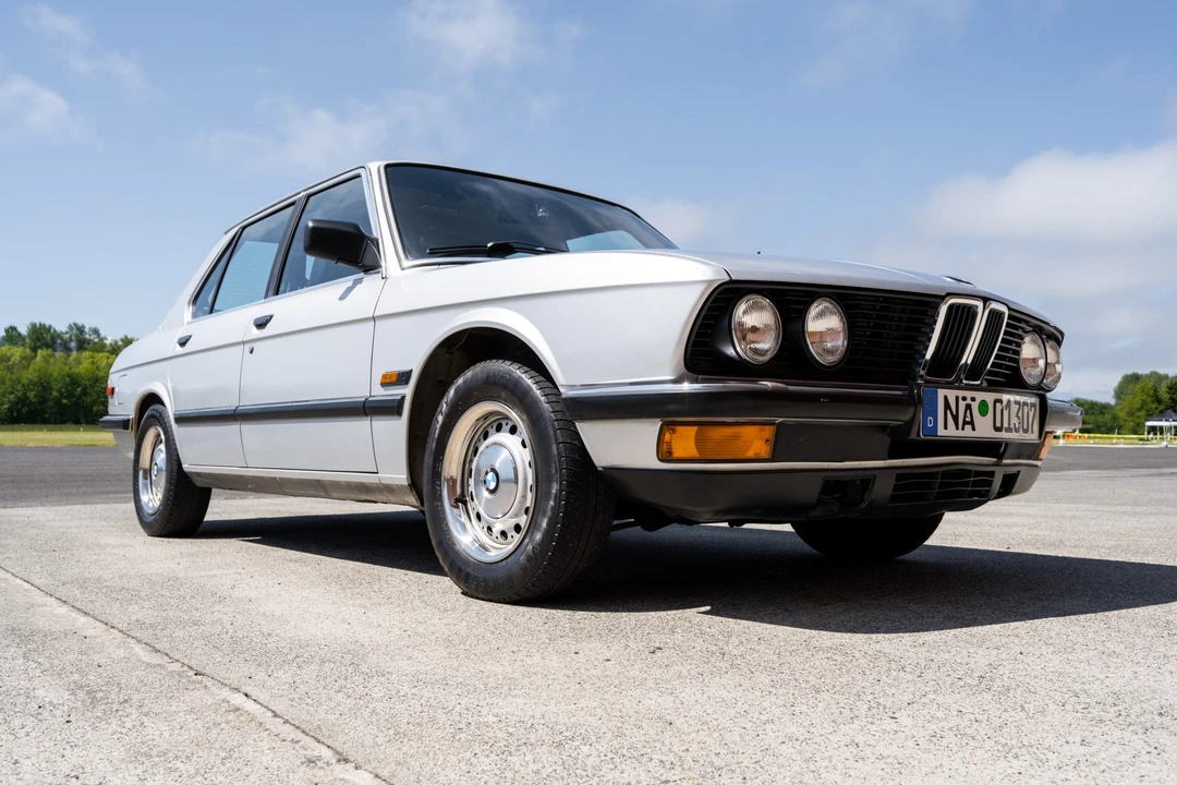 1984 BMW E28 5 Series - Image 9 of 31