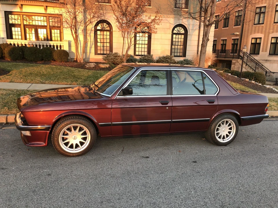 1984 BMW E28 5 Series - Image 10 of 31