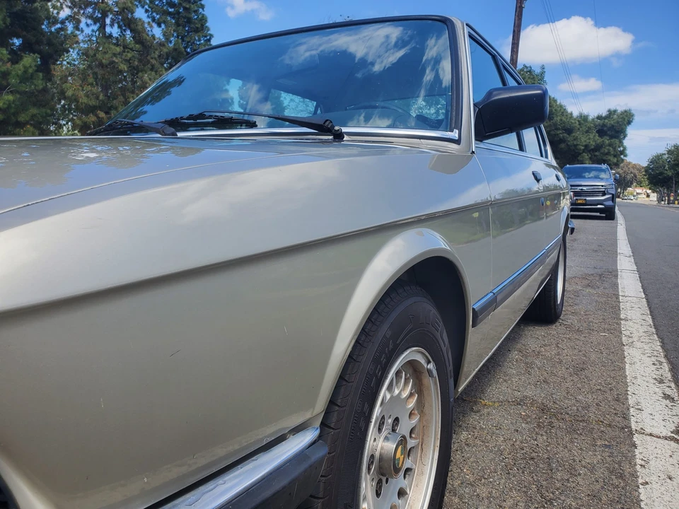 1984 BMW E28 5 Series - Image 11 of 31