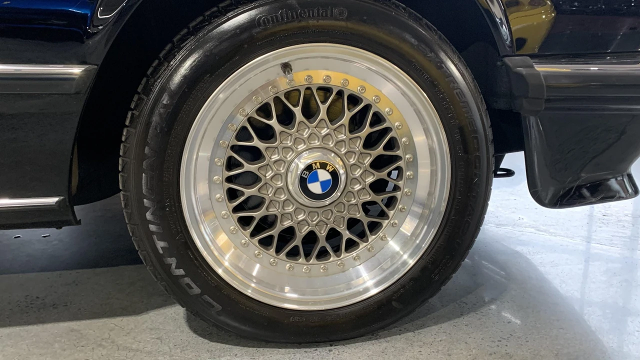 1984 BMW E24 6 Series - Image 22 of 31