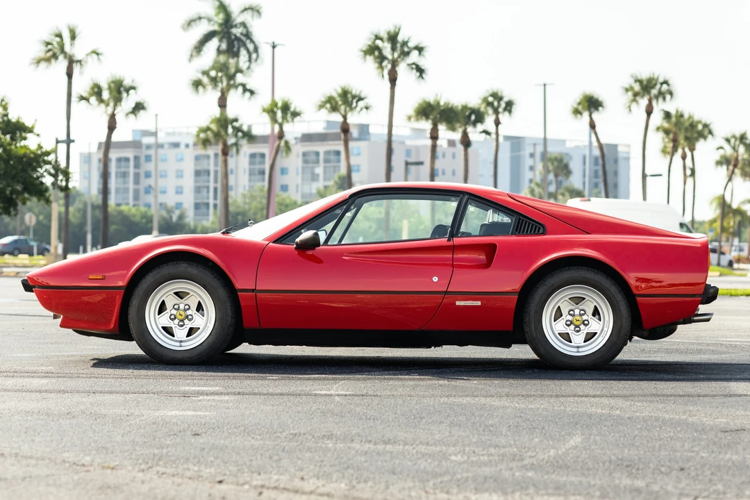 1984 Ferrari 308 GTB QV - Image 9 of 31
