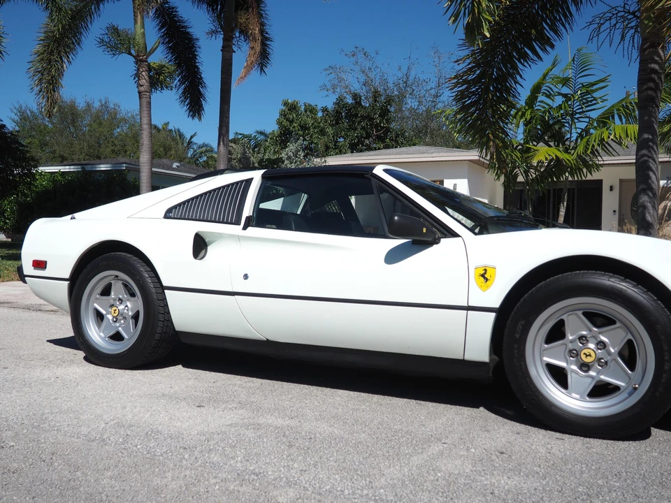 1984 Ferrari 308 GTS QV - Image 27 of 31