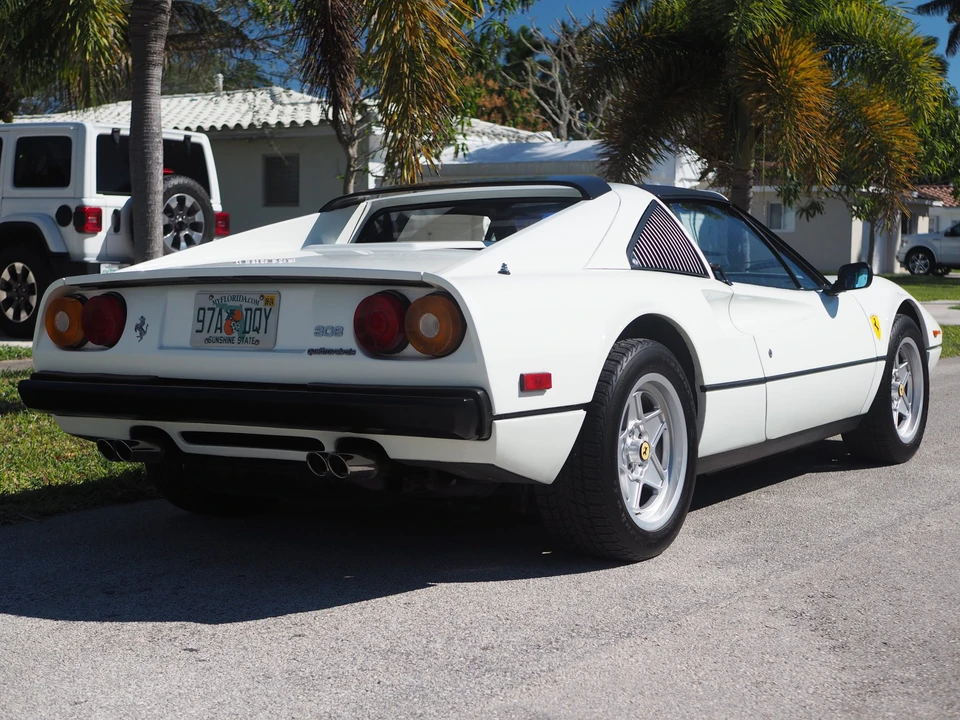 1984 Ferrari 308 GTS QV - Image 10 of 31