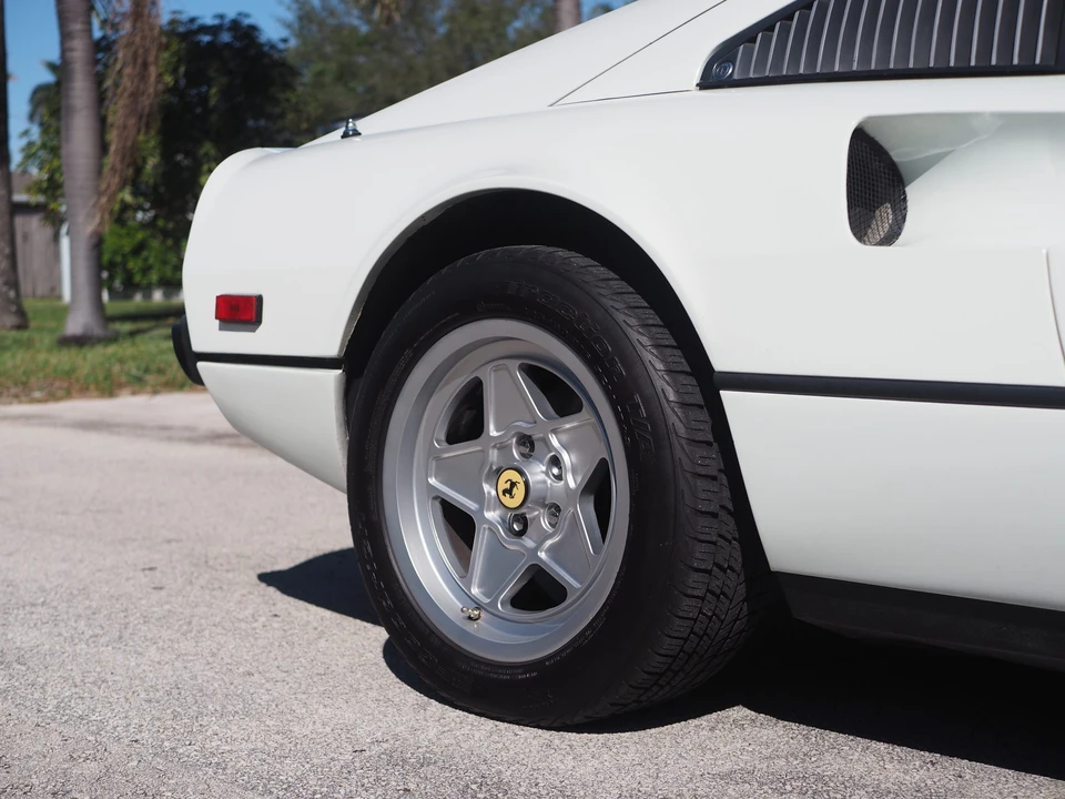 1984 Ferrari 308 GTS QV - Image 25 of 31