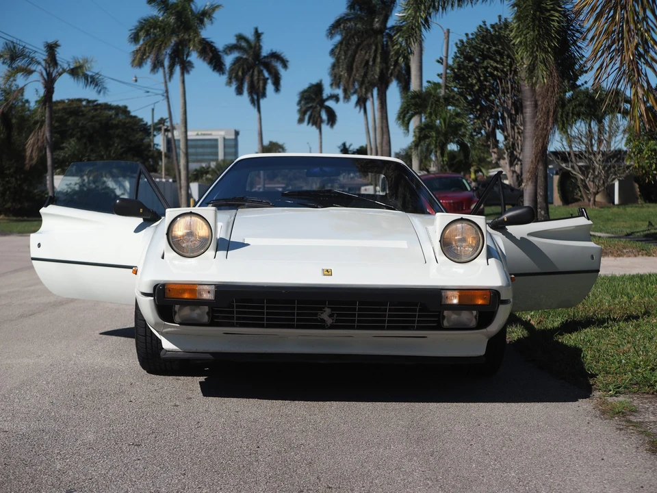 1984 Ferrari 308 GTS QV - Image 4 of 31