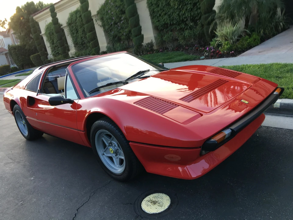 1984 Ferrari 308 GTS QV - Image 2 of 31