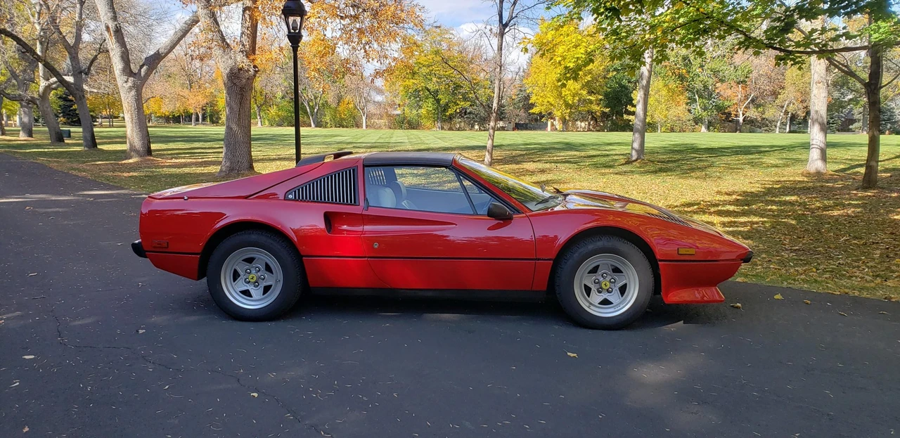 1984 Ferrari 308 GTS QV - Image 10 of 31
