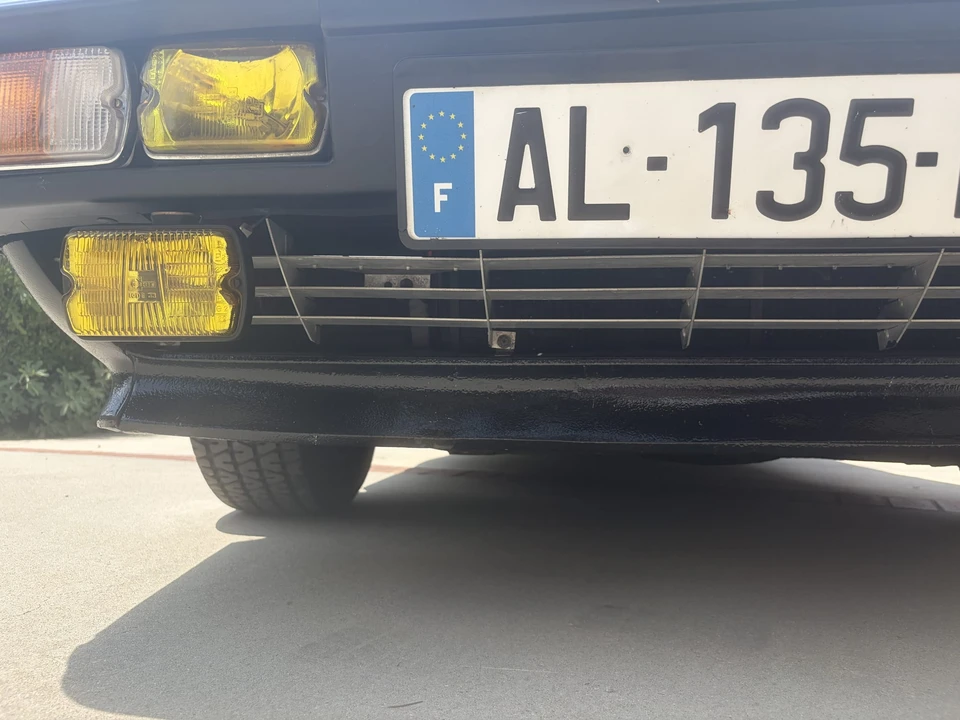 1984 Ferrari Mondial QV - Image 24 of 31
