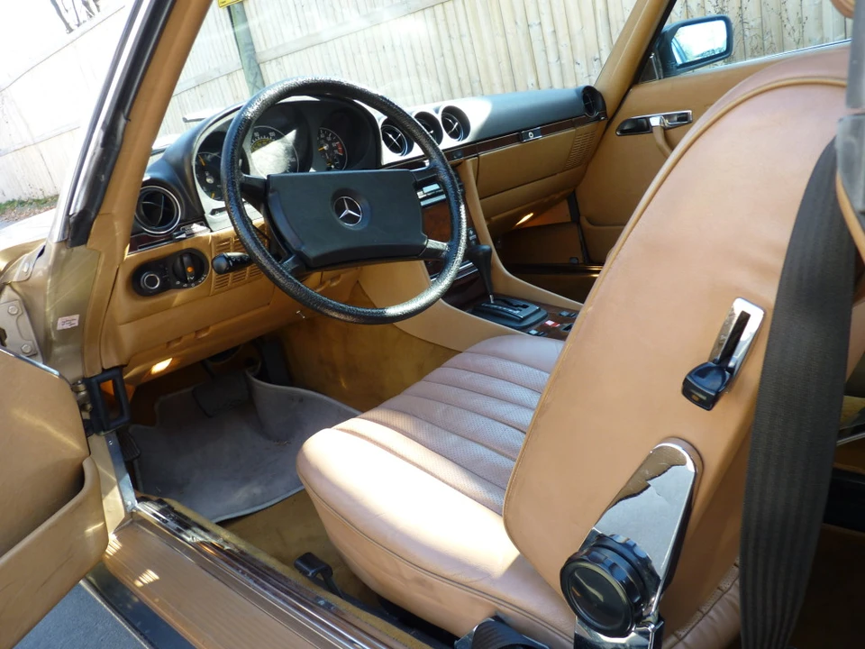 1984 Mercedes-Benz R107 SL-Class - Image 17 of 31