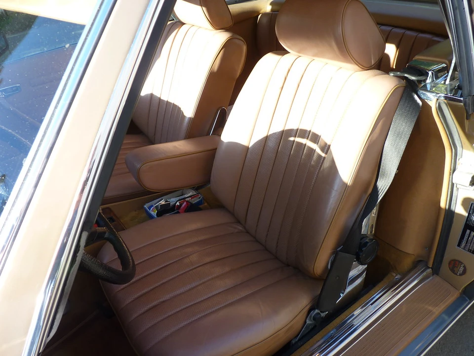 1984 Mercedes-Benz R107 SL-Class - Image 25 of 31