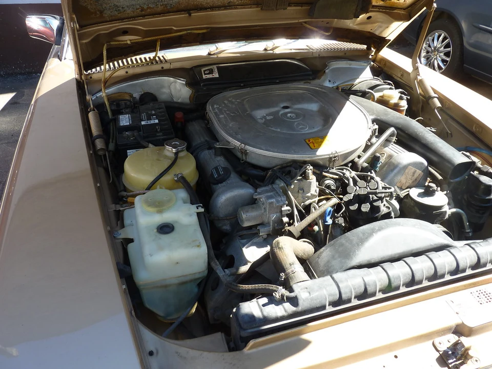 1984 Mercedes-Benz R107 SL-Class - Image 30 of 31