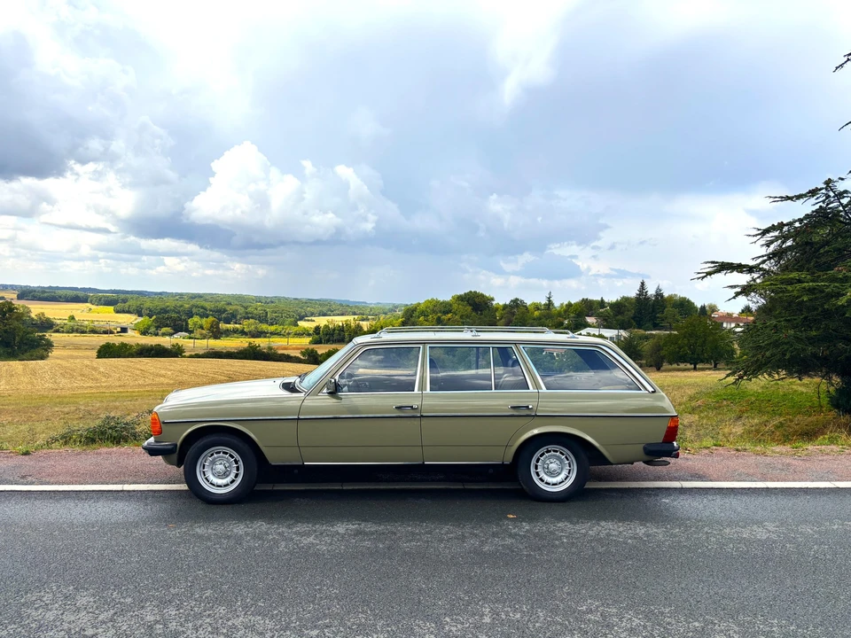 1984 Mercedes-Benz W123 Wagon (S123) - Image 2 of 31