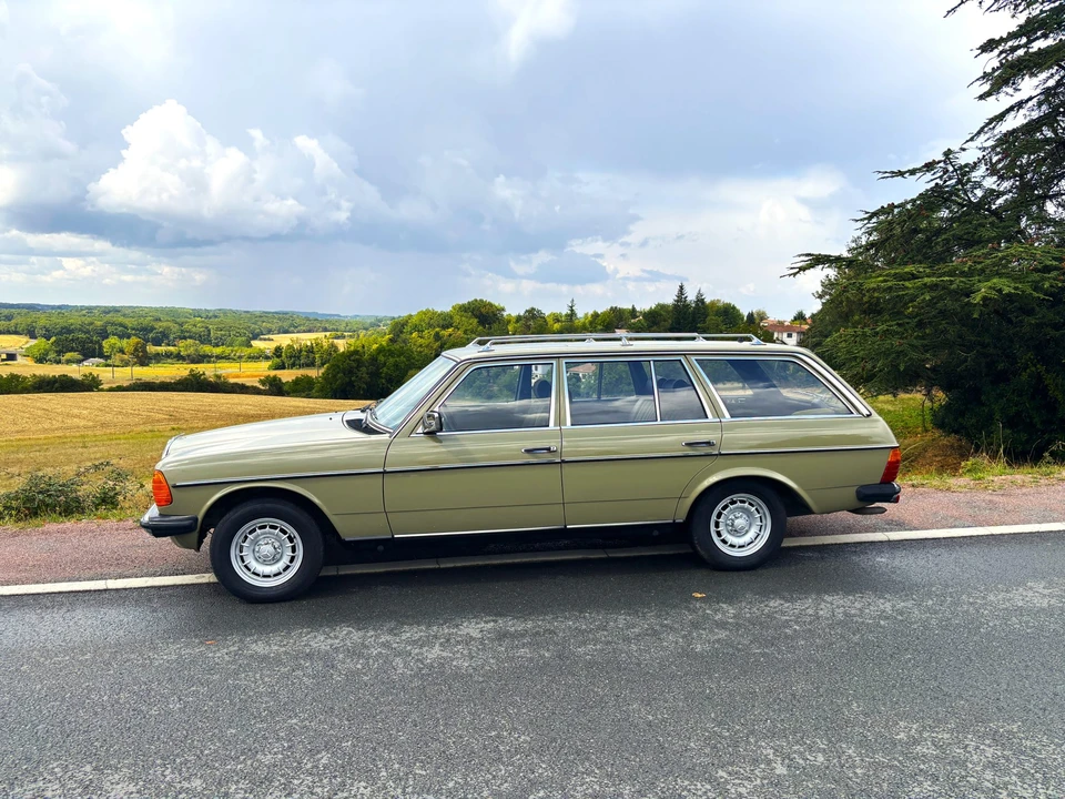 1984 Mercedes-Benz W123 Wagon (S123) - Image 3 of 31