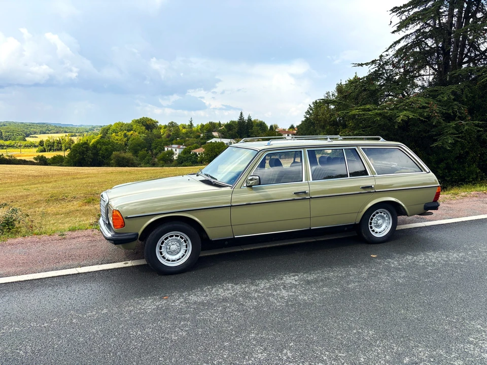 1984 Mercedes-Benz W123 Wagon (S123) - Image 4 of 31