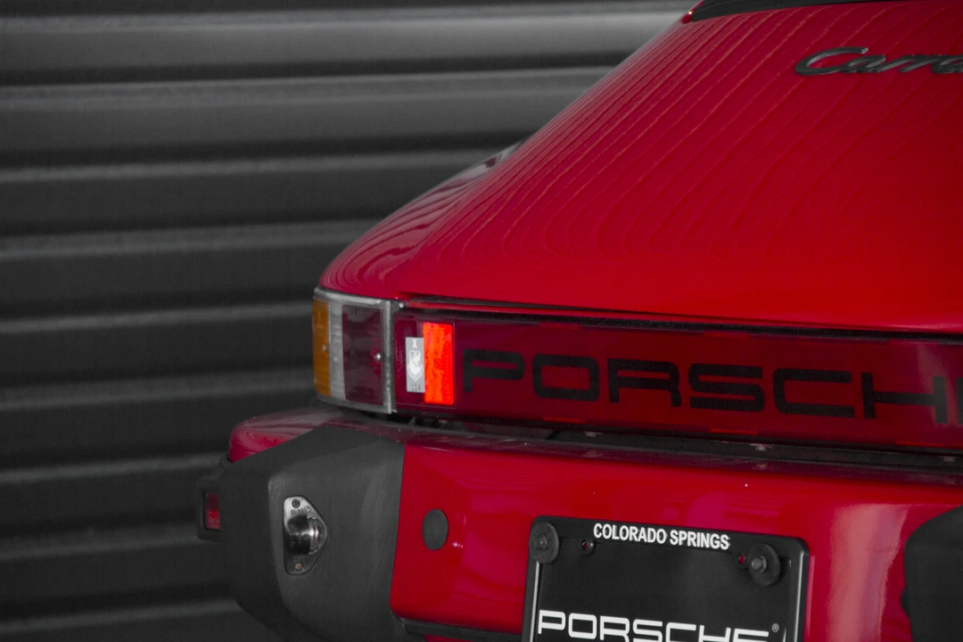 1984 Porsche 911 Carrera 3.2 - Image 6 of 31