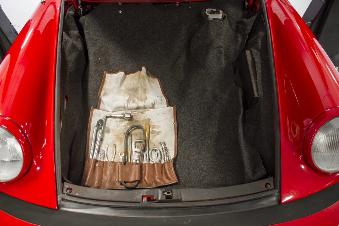 1984 Porsche 911 Carrera 3.2 - Image 30 of 31