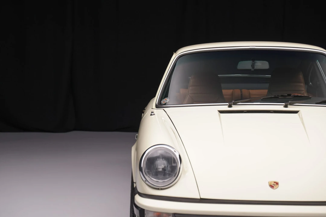 1984 Porsche 911 Carrera 3.2 - Image 18 of 31
