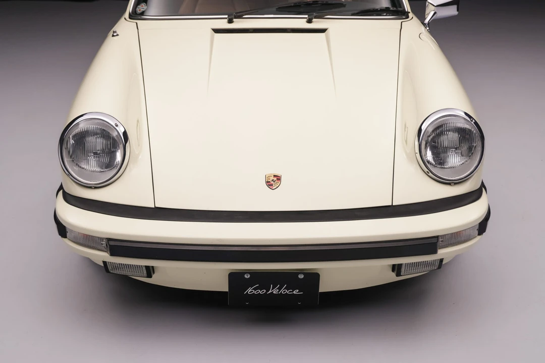 1984 Porsche 911 Carrera 3.2 - Image 24 of 31