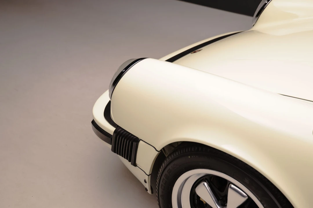 1984 Porsche 911 Carrera 3.2 - Image 27 of 31